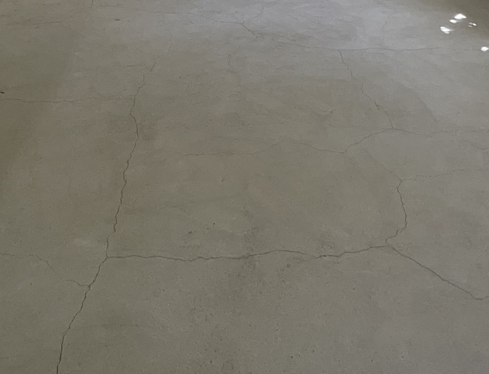 Beispiel einer Rissbildung in der Fläche